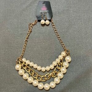 New Paparazzi Pearls and Gold Chain Necklace and Earring Set